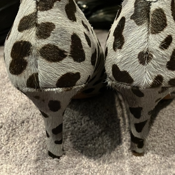 Like new calf hair heels - Picture 3 of 4